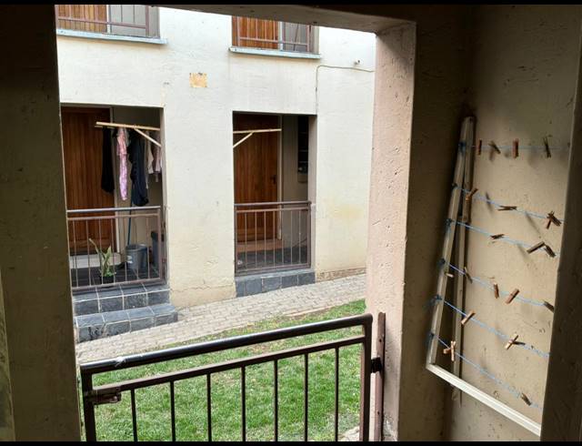 2 BEDROOM TOWNHOUSE FOR SALE IN ELSPARK